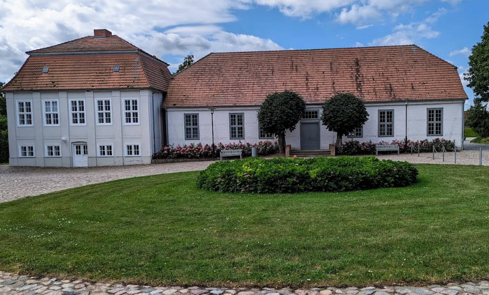 Schloss Hohenzieritz, Hohenzieritz, Germany, Germany